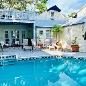*** Hotel Heron House Court (adults Only) USA