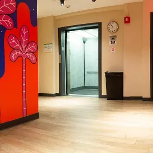  Hostel Jazz On Columbus Circle USA