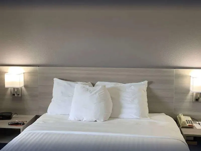 Hotel Microtel Inn By Wyndham Charlotte Airport