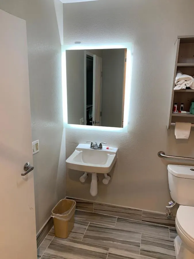 Hotel Microtel Inn By Wyndham Charlotte Airport